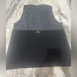 Alo Yoga Men's Energy Tank, black/charcoal heather,